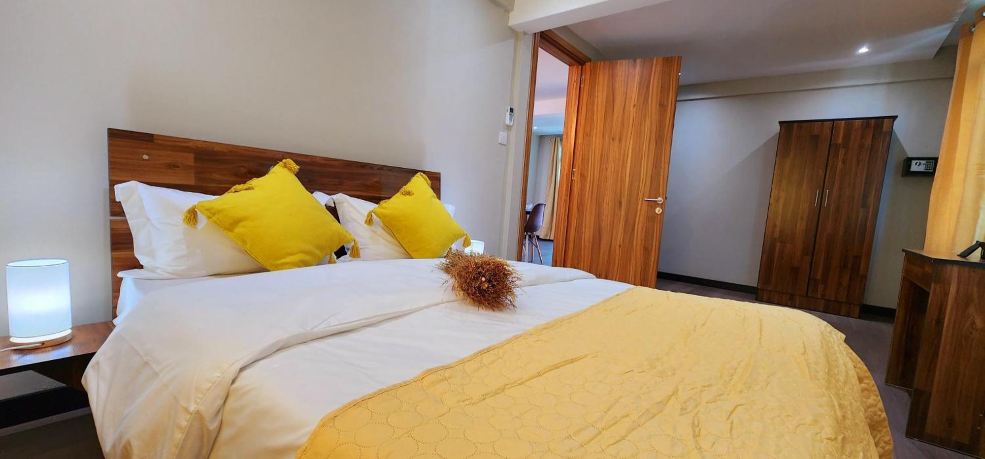 Phoenix Beach Apartments Sea View Flic-en-Flacq Eksteriør bilde